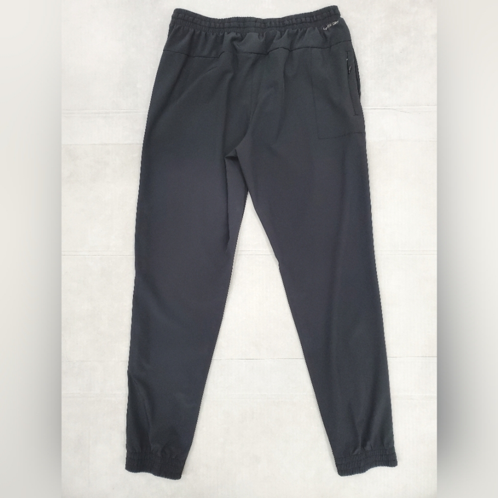 Layer 8 jogger pants men's medium black Qwick Dry lightweight elastic drawstring - Picture 2 of 10